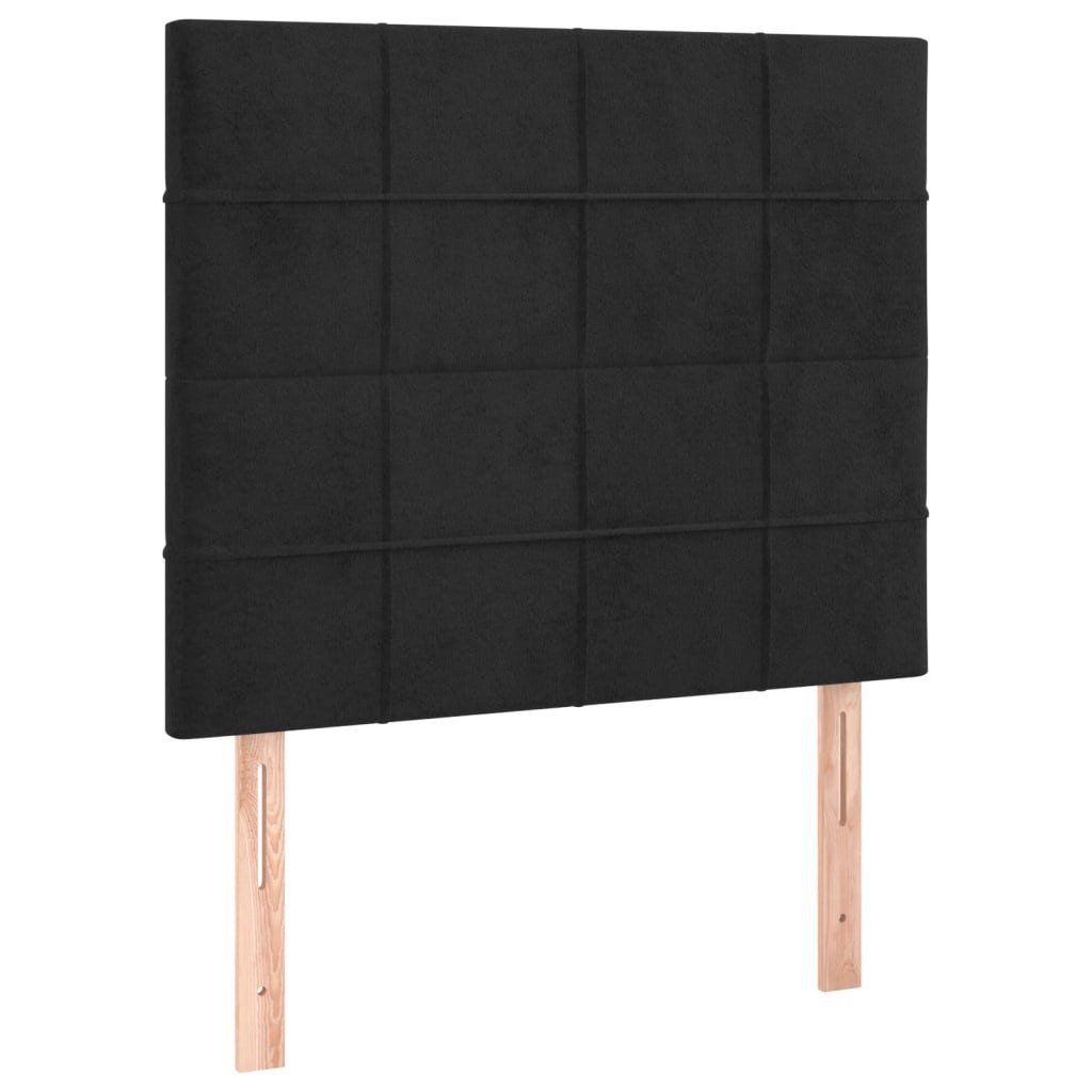 czarny
